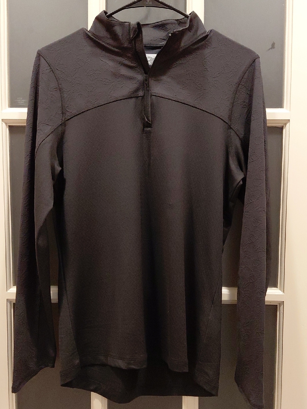 "Callaway" NWT, 1/3 Zip, Black Elastic and Poly. Pullover with Textured accent